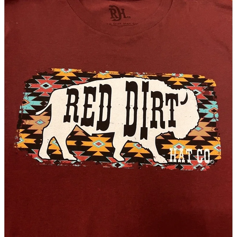 Red‎ Dirt Hat Co Aztec White Buffalo Graphic T-shirt Unisex Med Maroon Western